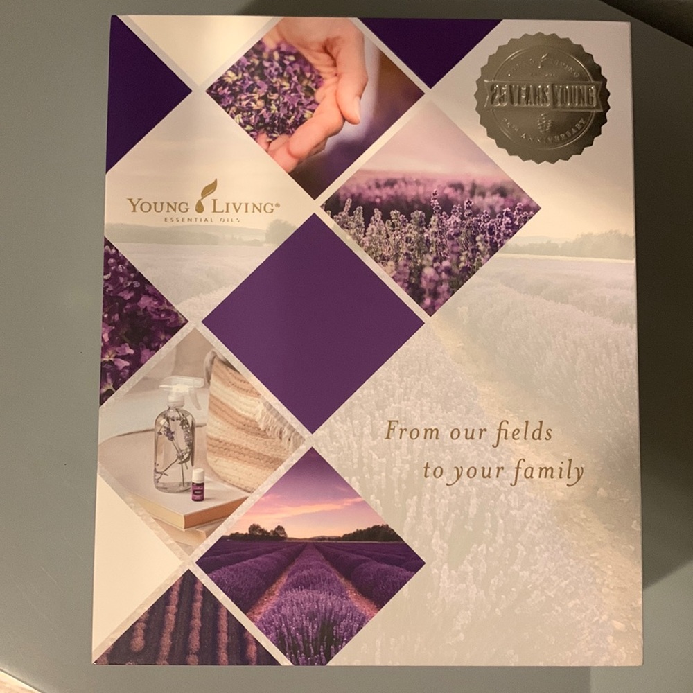 Young Living Essential Oils starter kit + diffuser BRAND NEW
